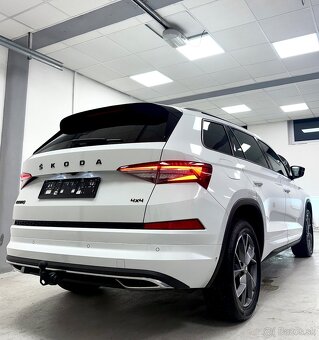Škoda Kodiaq 2.0TDI 147KW EVO 200 Sportline 4x4 DSG R20 - 6