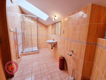 Nezariadený 4 izbový BYT v SENCI - centrum - 6