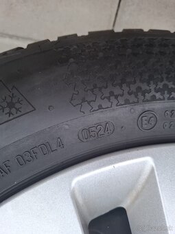 Zimna sada VWGROUP, Continental 215/60 R16,5x112,8 mm, 2024 - 6