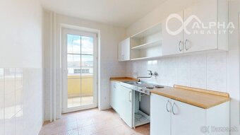 Prenájom: Polyfunkčný priestor 98,9m2, Markušovská cesta,SNV - 6