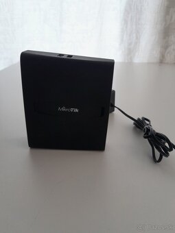 Predam internetovú zostavu antena + router O2 - 6