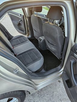 Predám VW Jetta,1.6 benzín, 75 kw - 6