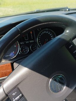 Touareg 2.5Tdi - 6