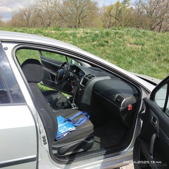 Peugeot 407 - 6