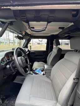 Jeep Wrangler - 6