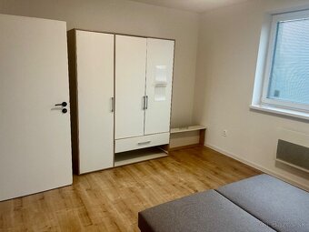 prenájom – 3 izbový byt v Seredi - 6