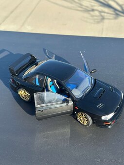 SUBARU zberatelsky model v mierke 1:18. - 6