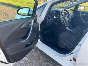 Opel Astra ST 1,7CDTi - 6