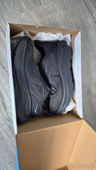 Predám HOKA Clifton 10 Wide M black/black veľ.8 (42) nové - 6