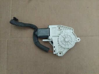 motorček okna Superb 2 - 6