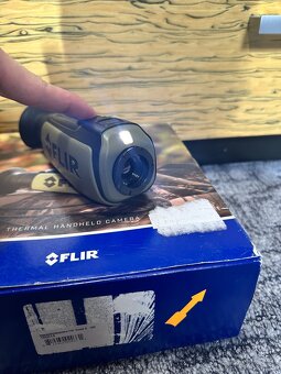 Flir Scout II 320 - 6