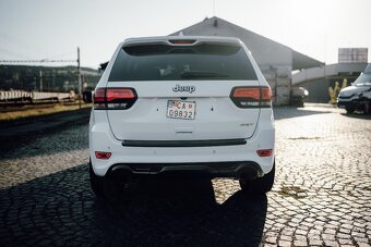 JEEP GRAND CHEROKEE SRT 6.4V8 - 6