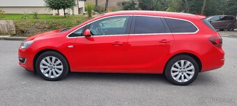 Opel Astra 2.0 CDTI  Cosmo - Sports Tourer, červená farba - 6