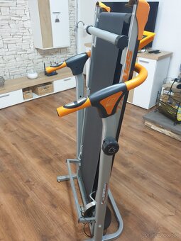Bezecky pas - 6