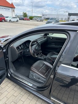 Škoda Superb 3.6 V6 L&K - 6