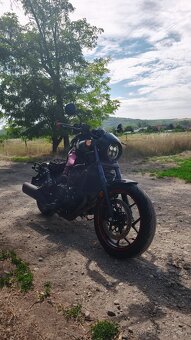 Honda Rebel cmx 1100 manuál. 8300km - 6