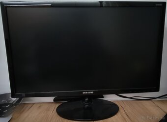 Predám výkonnú PC zostavu Asus + monitor - 6