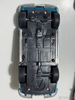 Autíčka hračky 1:24 (Corvette, VW Chrobák, Toyota) - 6