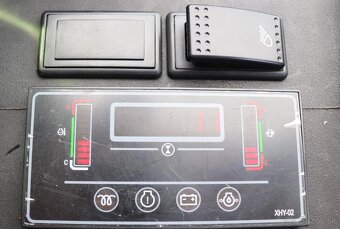 Mini Excavator s Kabínou - 6