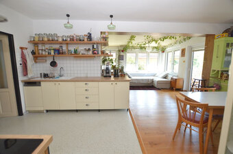 5 izb RD (chata), Plánky, pozemok 6á, les, možnosť rozdeliť - 6