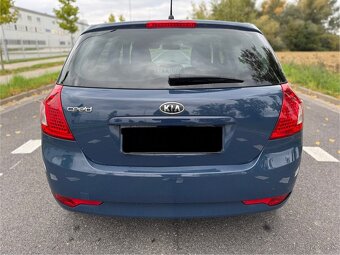 Kia Ceed 1.4 16V Exclusive Nová STK - 6