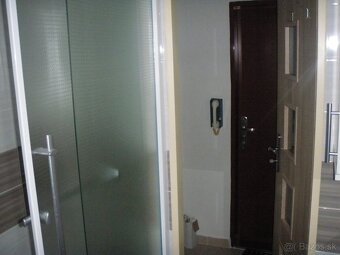 Zvolen- prenájom- pri MsÚ - 6