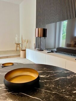 Na prenájom nadštandarný 2i byt v bytovej vile v lokalite Ho - 6