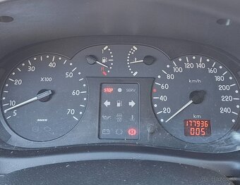 Renault Thalia 1.4 55kW benzín - 6