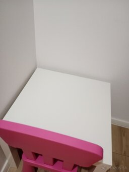 IKEA stolík a mamut stolička - 6