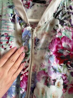 Krásna dámska Mohito bunda - 6