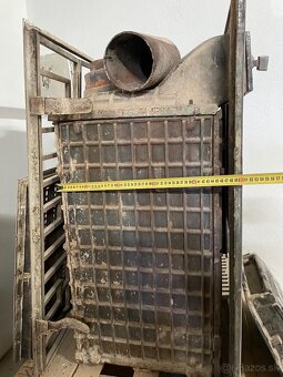 Liatinove kachle, pec - 6