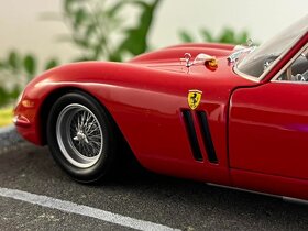 1:18 Ferrari 250 GTO - Red - Kyosho - 6