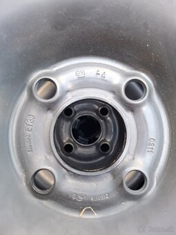 Letné pneumatiky 185/65 R15 + plechové disky R15, 4x100 ET39 - 6