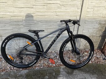 Predám horský bicykel Trek x-caliber 8 , 29”kola - 6