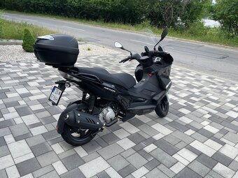 Predám skúter GILERA NEXUS 125 ie - 6