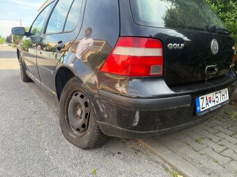 Volkswagen Golf na náhradné diely - 6