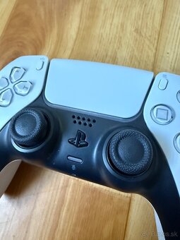 Predám Playstation 5 825GB - 6