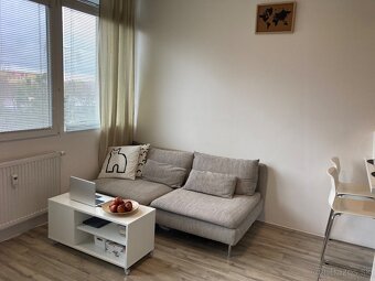 Prenájom 2-izbového útulného bytu so sukromným parkovaním - 6