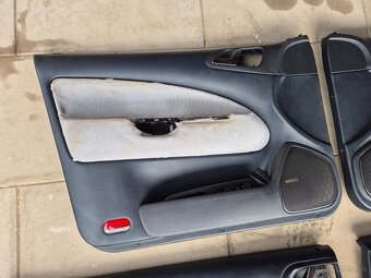 Predám tapacire dverí Škoda Octavia I 1 RS sedan - 6