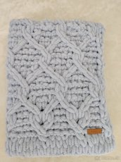 Pletená detská deka svetlo-sivá - 6