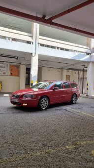Volvo V70 P2 D5 120kw - 6