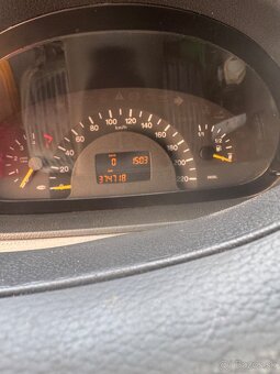 Mercedes Vito W639 2,2CDI - 6