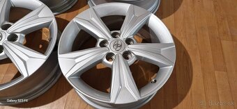 Predám alu. disky orig. Toyota 5x114,3 R17 + TPMS - 6