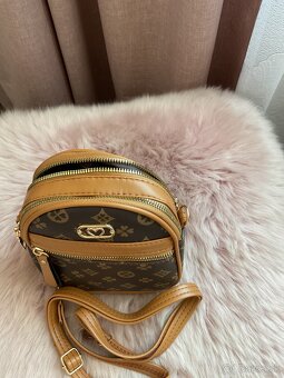 Dámske kožené kabelky - 6