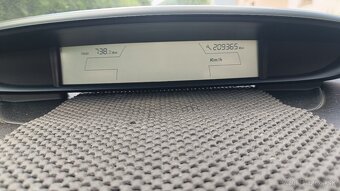 Citroen C4 1.6 - 6
