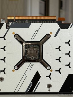 Sapphire Radeon RX 5700XT - Nitro 8GB - 6