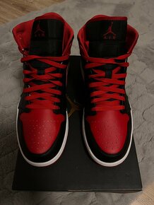 Nike Air Jordan 1 Mid Alternate Bred (2022) - 6