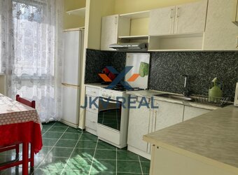 Na prenájom 4 izbový byt v Petržalke na Ambroseho ulici - 6
