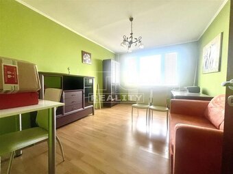 Vkusne zrekonštruovaný a komplet zariadený 3-izbový byt... - 6
