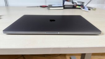 MacBook Pro 16” (2019), Intel i9, 16GB RAM, 1TB SSD - 6
